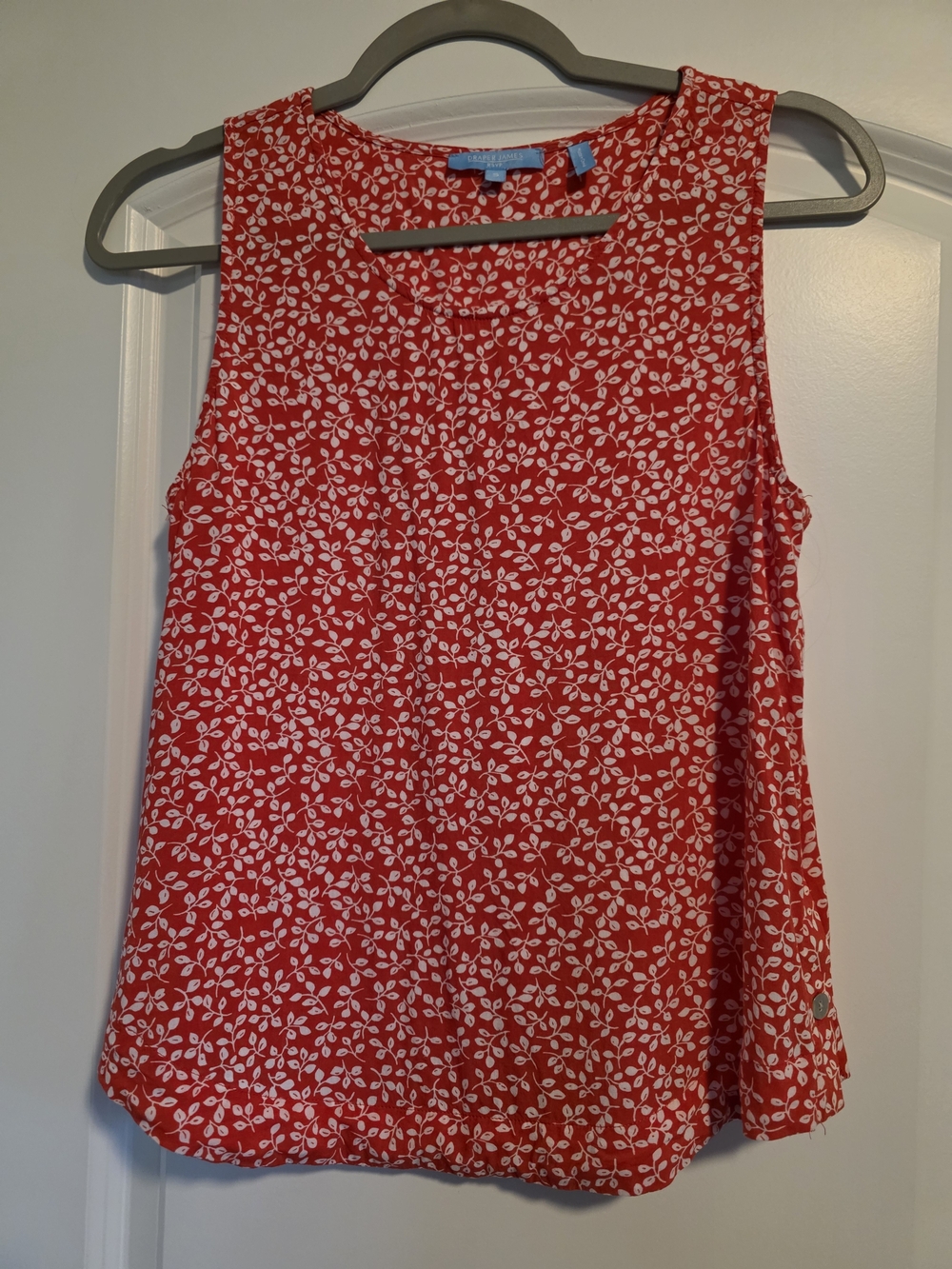 Draper James RSVP Poppy Red & White Leaf Print Side-Button Tank - Small